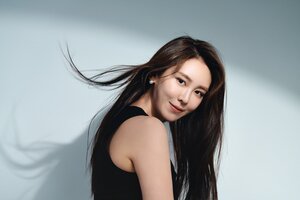 한서인, 데뷔 13년 만에 첫 솔로곡 발표… 자작곡 '시간을 지나'